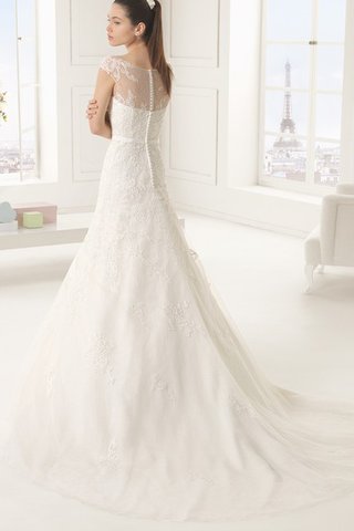 Robe de mariée romantique avec mousseline avec nœud ligne a en dentelle