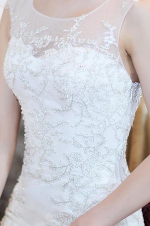 Robe de mariée avec perle en organza chaming de traîne moyenne naturel