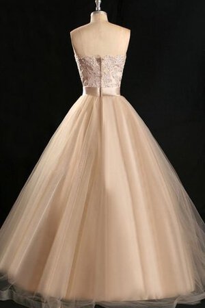 Robe de bal facile romantique ligne a avec ruban textile en tulle