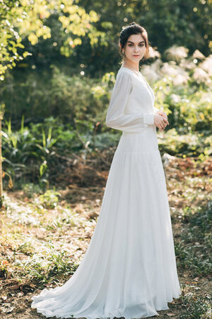 Robe de mariée ligne a chaming en plein air satin en simulation formelle