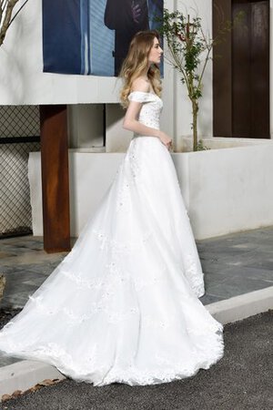 Robe de mariée en satin noble de princesse grandiose solennel