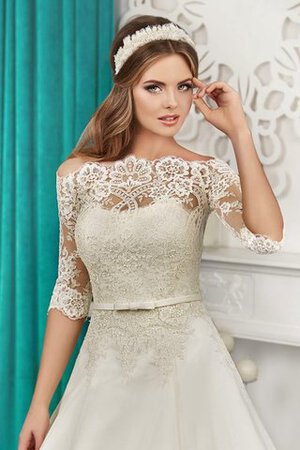 Robe de mariée naturel d'epaule ecrite ligne a decoration en fleur de traîne moyenne