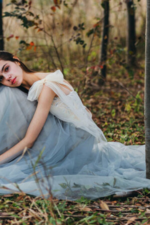 Robe de mariée ligne a pétillant de col en cœur avec fleurs en satin