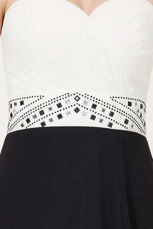 Robe de soirée col en forme de cœur manche nulle avec chiffon a-ligne jusqu'au sol