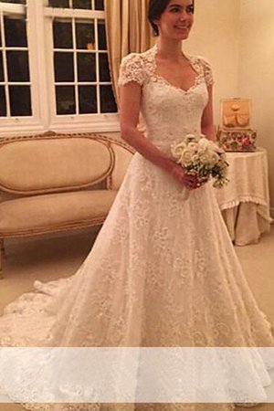 Robe de mariée naturel de princesse avec décoration dentelle ligne a de col en cœur