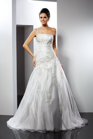 Robe de mariée longue en satin de traîne mi-longue d'épaule asymétrique ligne a