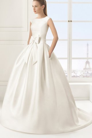 Robe de mariée delicat de mode de bal avec sans manches avec nœud boutonné