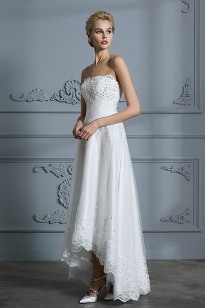 Robe de mariée accrocheur ligne a textile en tulle avec perle naturel