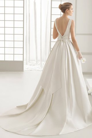 Robe de mariée romantique luxueux de traîne moyenne en satin ligne a