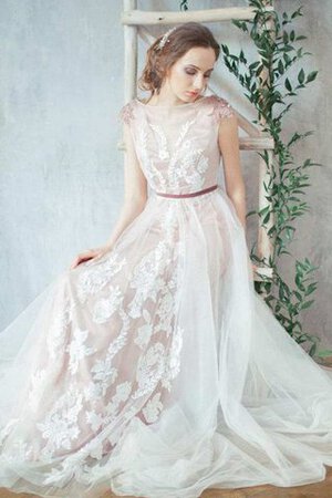 Robe de mariée col en bateau broder avec perle boutonné avec manche épeules enveloppants