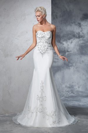 Robe de mariée longue en satin avec perle cordon de traîne moyenne