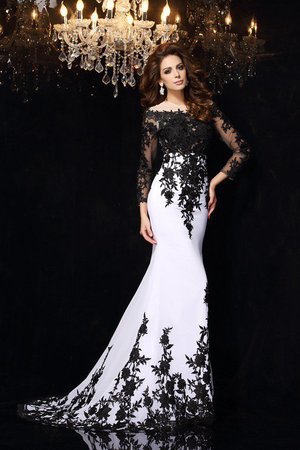 Robe de bal longue gaine encolure ronde avec zip avec chiffon