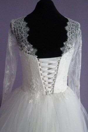 Robe de mariée festonné romantique intemporel v col profonde col en reine