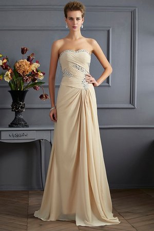 Robe de soirée longue naturel de princesse avec perle avec chiffon