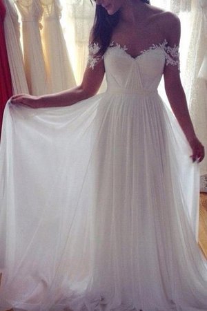 Robe de mariée manche nulle chaming de traîne courte avec décoration dentelle naturel