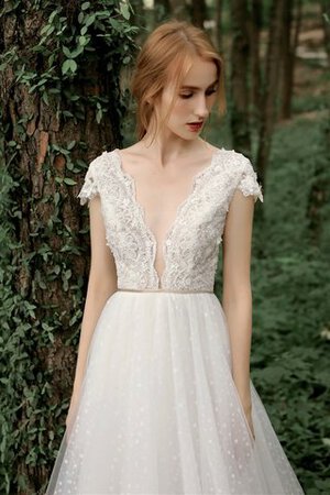 Robe de mariée brillant à la mode vintage romantique naturel