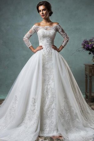 Robe de mariée longue vintage decoration en fleur en dentelle couche multipliere