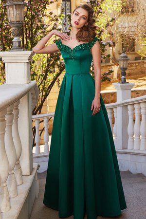 Robe de soirée naturel d'epaule ecrite avec zip manche nulle de princesse