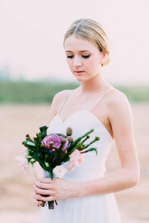 Robe de mariée naturel avec décoration dentelle a plage ligne a longueru au niveau de sol