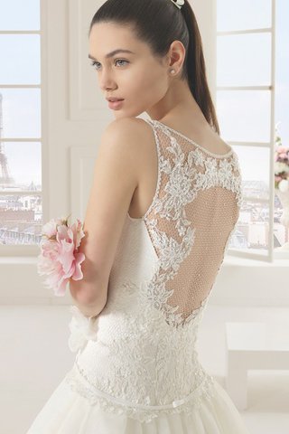 Robe de mariée exclusif de traîne courte avec fleurs avec mousseline de mode de bal