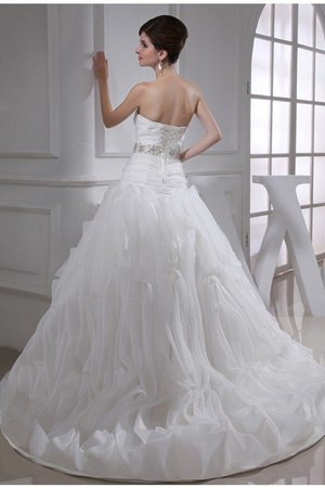 Robe de mariée en organza cordon manche nulle col en forme de cœur de mode de bal