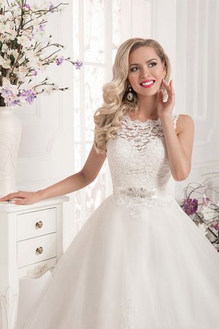 Robe de mariée naturel festonné avec cristal de traîne moyenne cordon