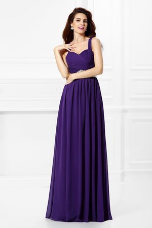 Robe de bal longue longueur au ras du sol avec chiffon ligne a de col en cœur