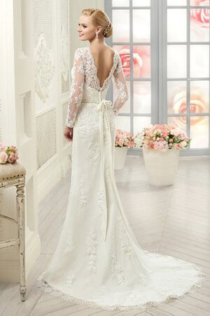 Robe de mariée humble romantique de traîne courte col en forme de cœur avec manche longue