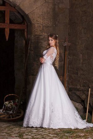 Robe de mariée avec manche 1/2 a-ligne decoration en fleur col en bateau textile en tulle