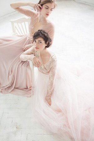 Robe de mariée intemporel a-ligne avec manche longue v encolure de traîne moyenne