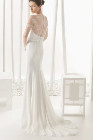 Robe de mariée impressioé longue facile chic longueru au niveau de sol