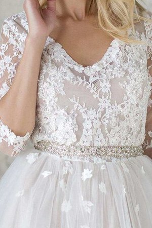 Robe de mariée avec perle textile en tulle a-ligne v encolure de traîne courte