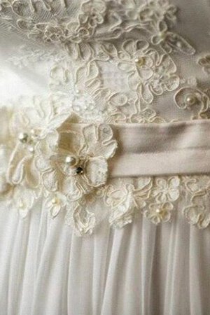 Robe de mariée mode vintage distinguee longue v encolure