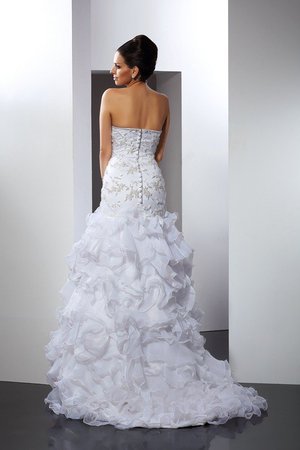 Robe de mariée longue en organza avec perle manche nulle de col en cœur