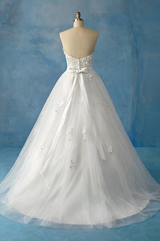 Robe de mariée naturel manche nulle en salle de traîne courte col en forme de cœur