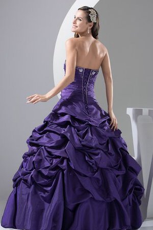 Robe de quinceanera ample broder de mode de bal col en forme de cœur