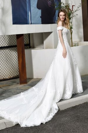 Robe de mariée en satin noble de princesse grandiose solennel