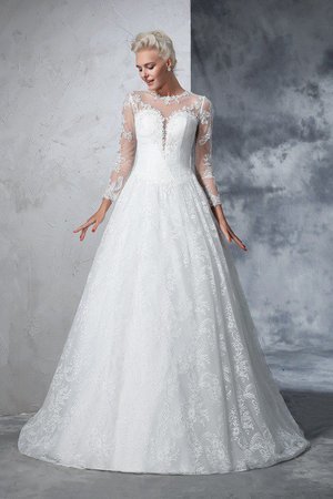 Robe de mariée longue au niveau de cou avec décoration dentelle de traîne moyenne