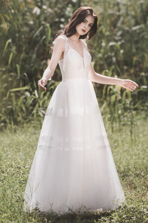 Robe de mariée avec sans manches en tulle col en forme de cœur populaire longue