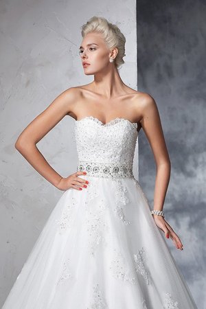 Robe de mariée longue appliques col en forme de cœur de mode de bal manche nulle