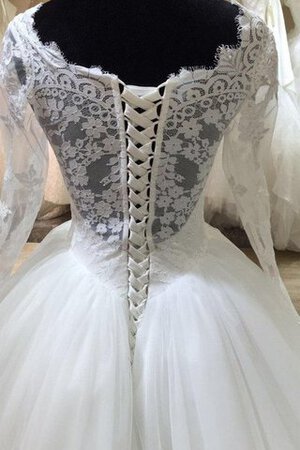 Robe de mariée humble plissage elégant de col bateau longueru au niveau de sol