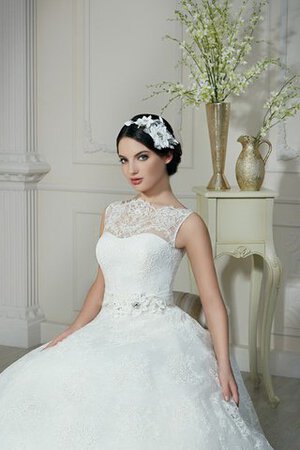 Robe de mariée ligne a elevé manche nulle avec fleurs fermeutre eclair