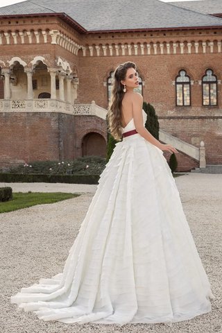 Robe de mariée naturel avec cristal ruchés longs manche nulle col en forme de cœur