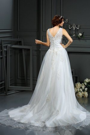 Robe de mariée longue appliques fermeutre eclair encolure ronde de princesse