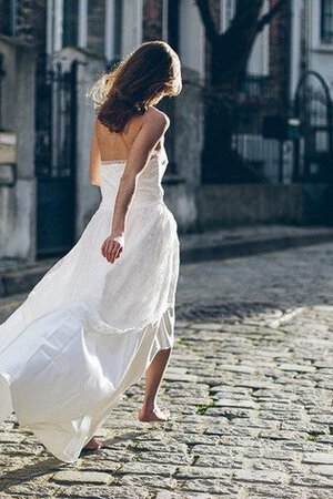 Robe de mariée appliques ligne a en dentelle a plage haut bas