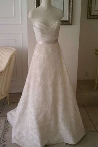 Robe de mariée avec fleurs ceinture a-ligne de traîne courte sans dos