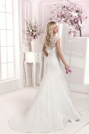 Robe de mariée avec nœud cordon maillot de traîne moyenne avec décoration dentelle