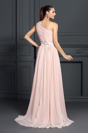 Robe de bal longue en chiffon de princesse d'épaule asymétrique de lotus