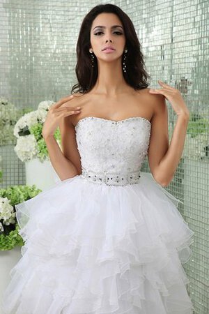 Robe de mariée courte haut bas avec ruban de col en cœur ligne a