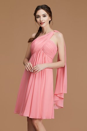 Robe demoiselle d'honneur avec chiffon d'épaule asymétrique enchanteur a-ligne bref